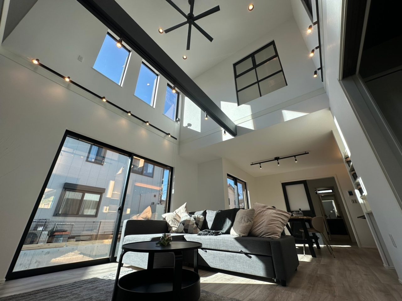 【カタレルハウス本郷台】全3邸